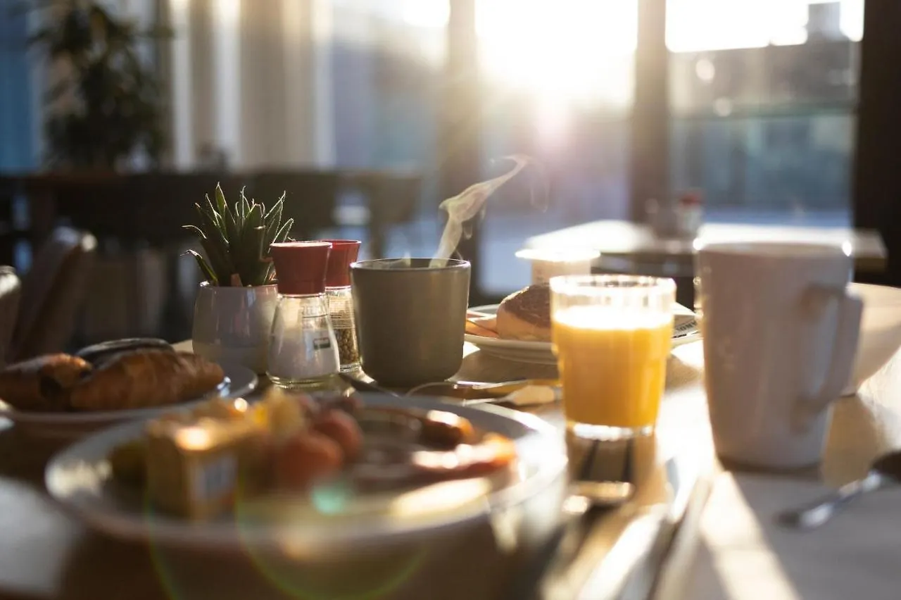 **** Apartmanhotel Premier Suites Antwerpen Belgium