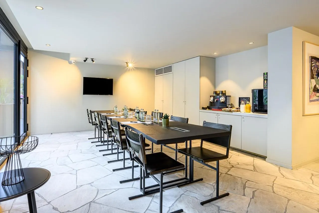 **** Apartmanhotel Premier Suites Antwerpen Belgium
